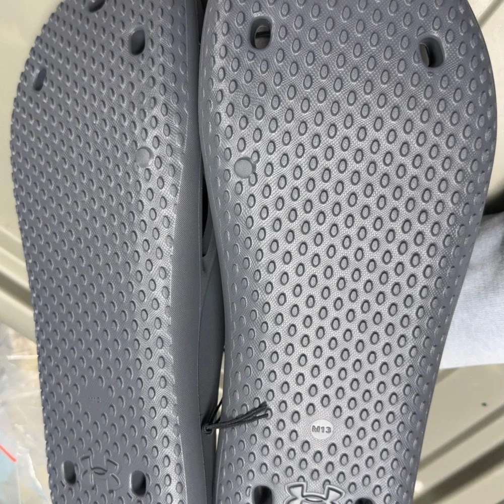 Under Armour brand new